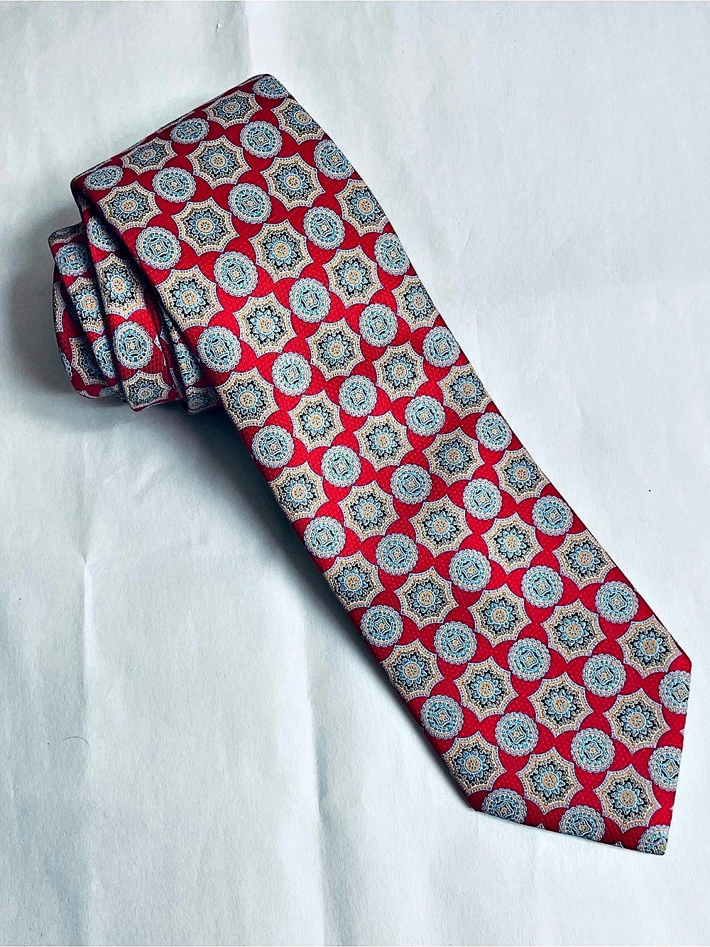 NWOT Brioni Italy Luxury Silk Necktie Red Medallion Geometric Tile Pattern 63”XL